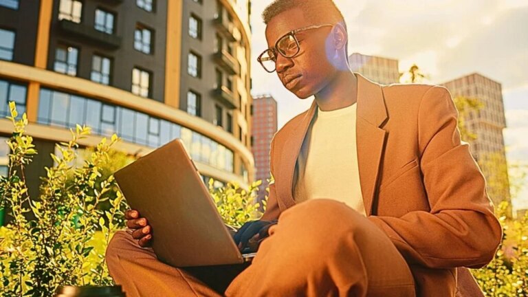 Read more about the article Gen Z is Ready To Buy: Boost Your Business By Mastering Co-Buying