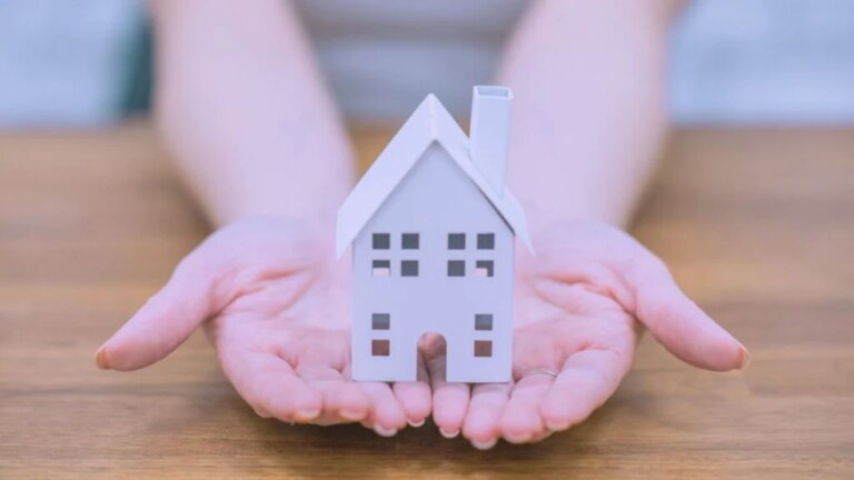 Read more about the article With Mortgage Rates Down, Home Payments Hit Lowest Level In 2 Years